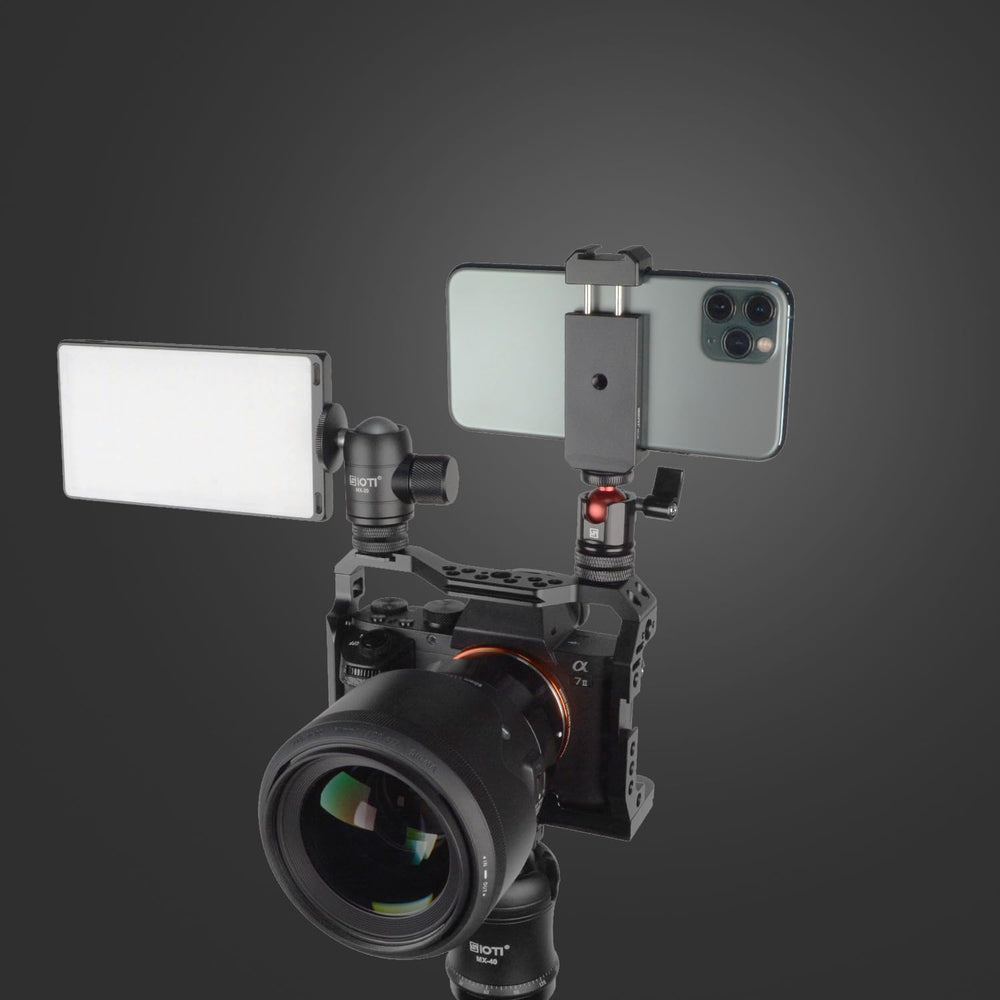 SIOTI cold shoe closeup with accessory demonstrating easy mic or light attachment