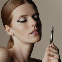 Sisley Paris Ligne Noire waterproof formula withstands daily wear.