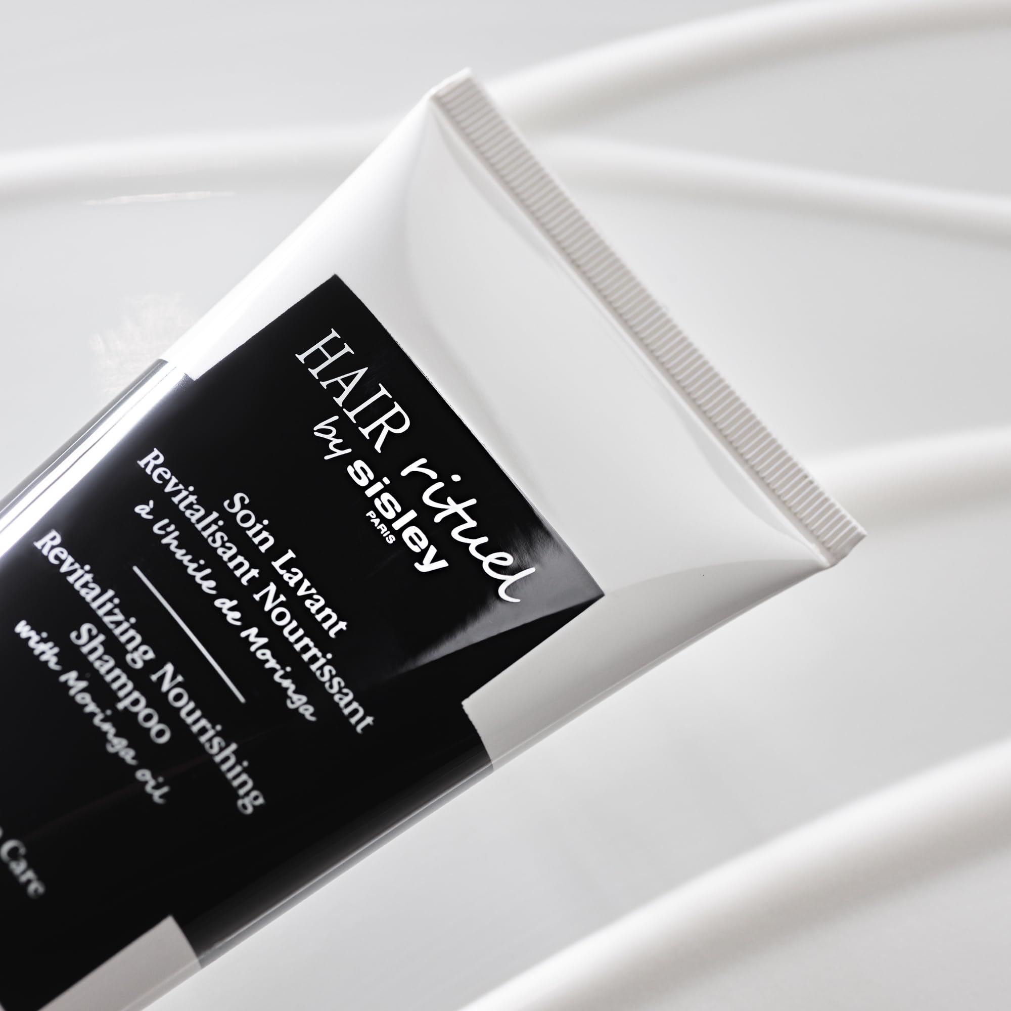 Sisley Paris Moringa Oil ingredient spotlight highlighting natural nourishment