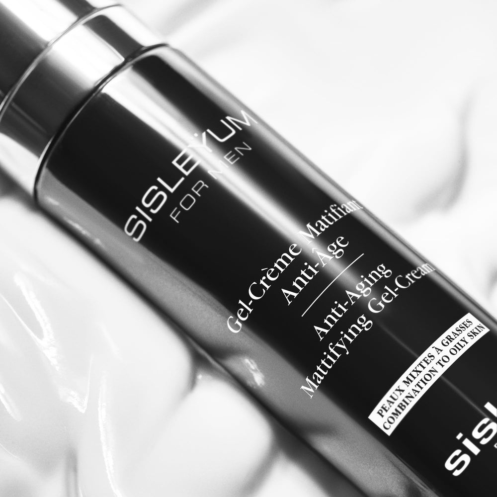 Sisleyum gel-cream texture close-up showing instant mattifying effect
