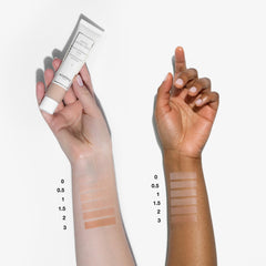 Packaging of Phyto-Hydra Teint No.3 Golden highlighting premium skincare makeup