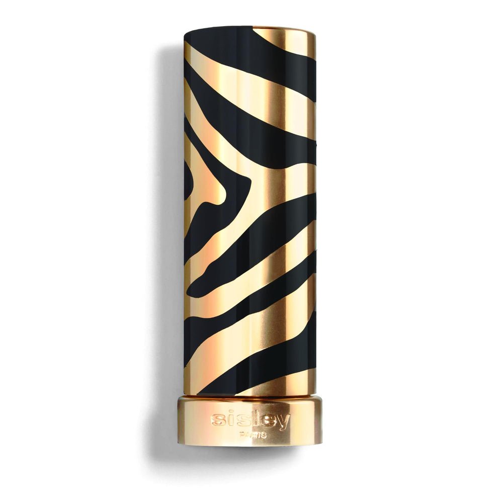 Sisley Phyto-Rouge 45 Rouge Milano glossy finish on lips looks radiant.