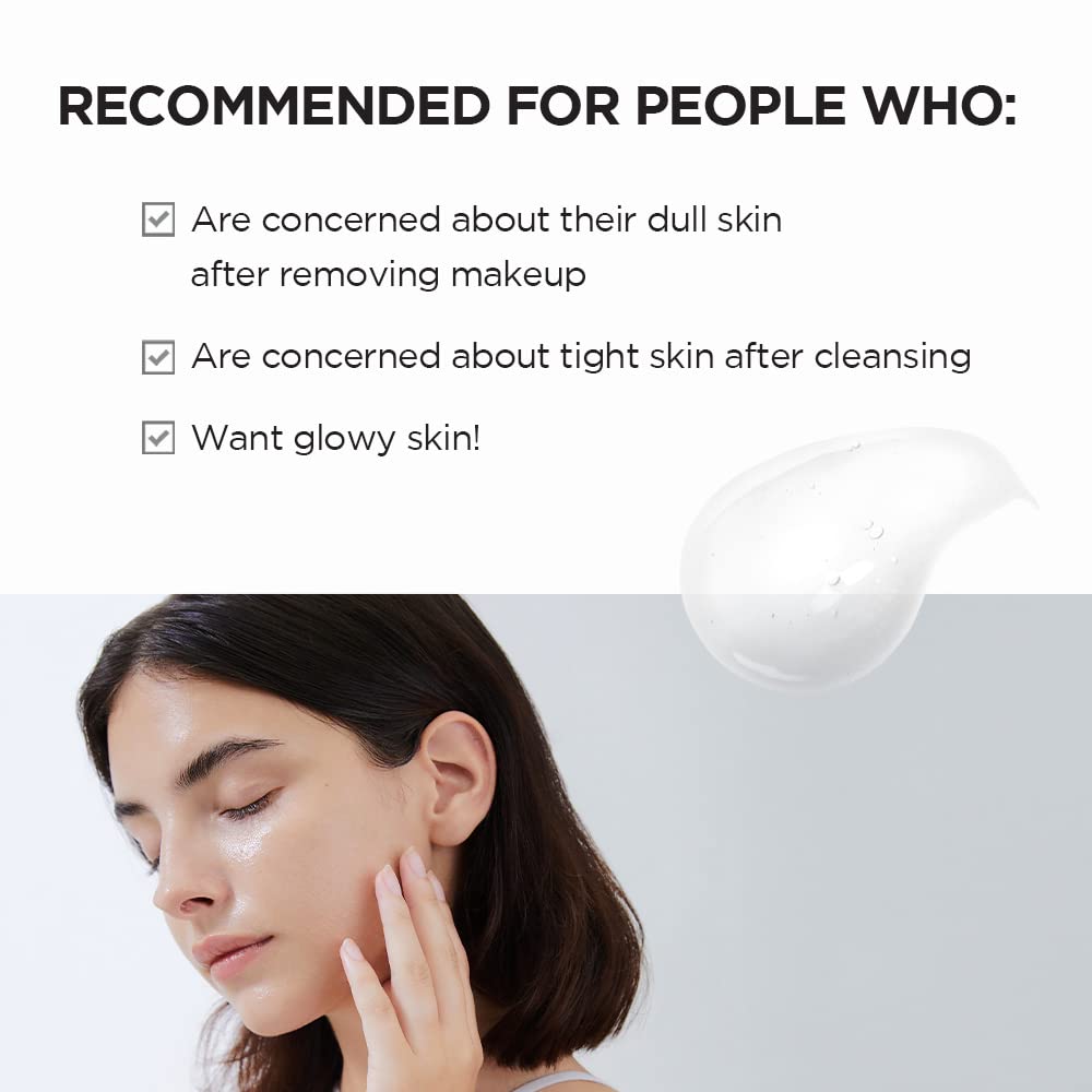 SKIN1004 Tone Glowing Cleansing Gel Foam removes makeup gently and effectively