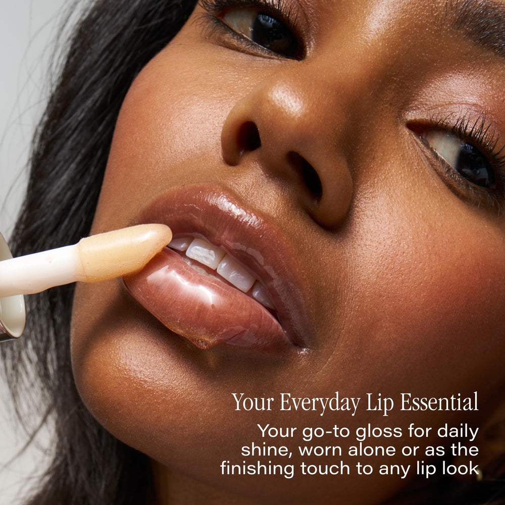 SKINN Luminous Lip Oil Golden with Manuka honey provides rich moisture