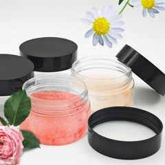 Slomg wide-mouth design makes filling, scooping, and cleaning easier