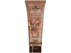 Smooth N Shine Curl Styling Custard bottle pour delivers frizz control and lasting curl definition.