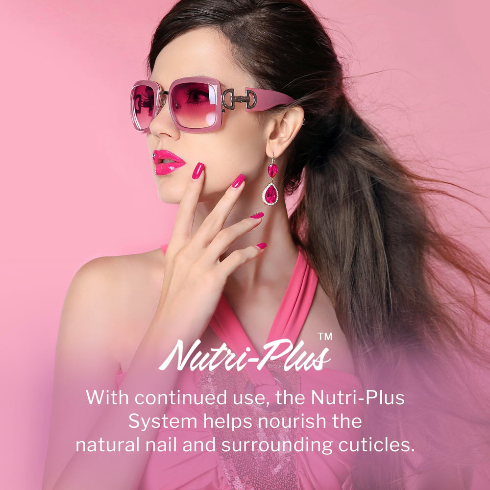 SNS 14-day wear provides durable color between salon visits.