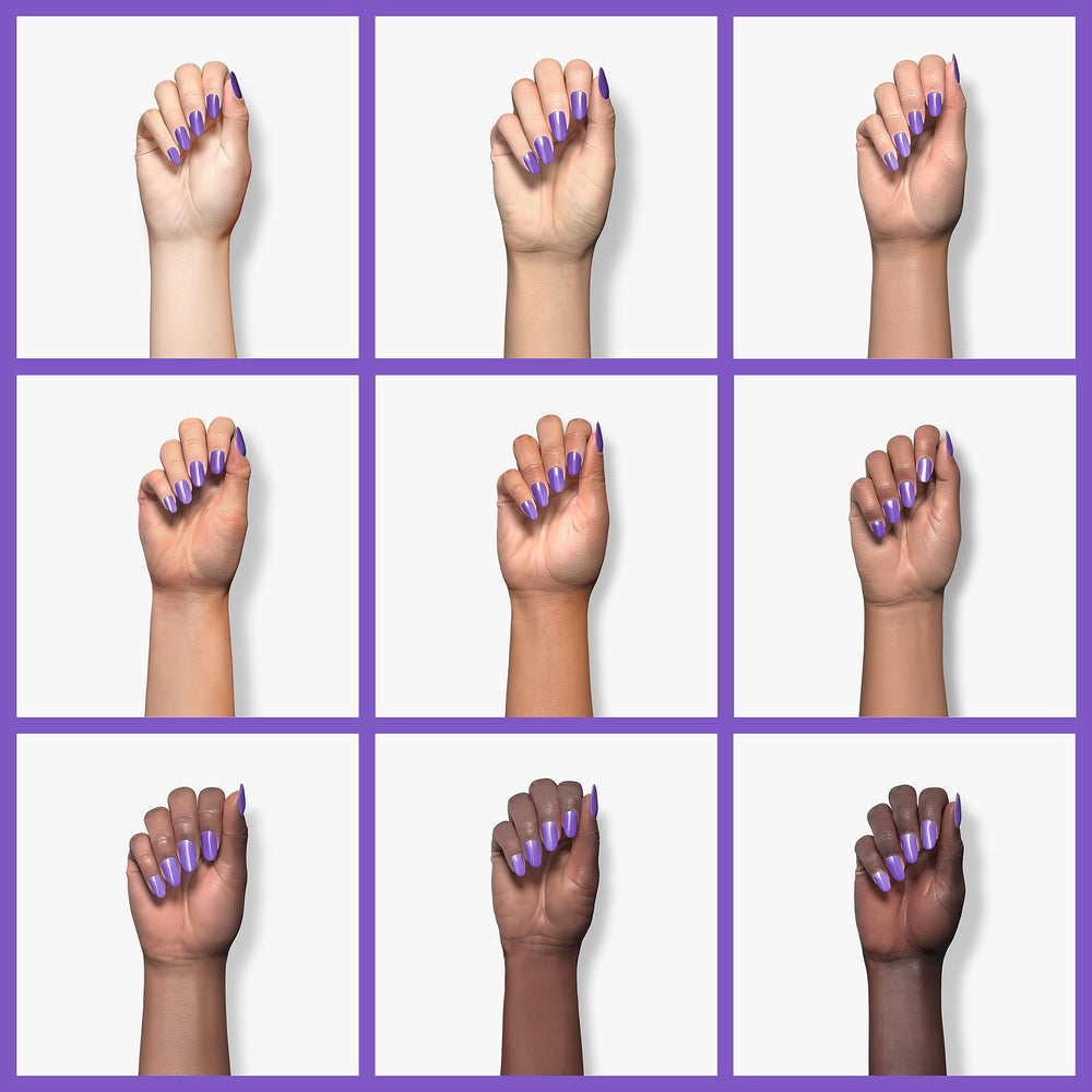 SNS Nail Dip Divine Intimacy nails finish with glossy salon-like shine.