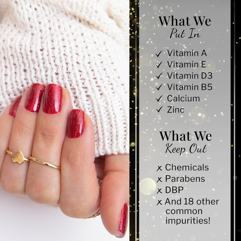 SNS Macaroni Chill glitter detail on nail for a festive shimmer.