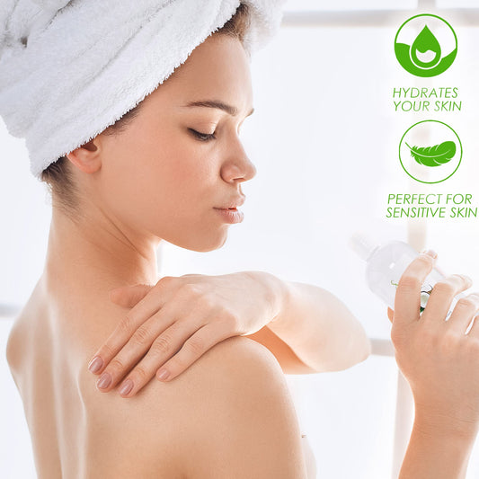 Soapeauty Fractionated Coconut Oil pour closeup for essential oil blends