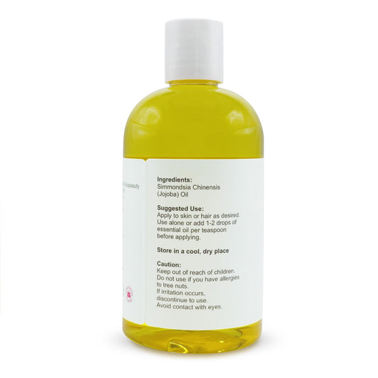 Soapeauty Golden Jojoba Oil pour highlights quick absorption and light texture.