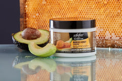 SOF N' FREE leave-in conditioner application on curls showing smooth, defined texture
