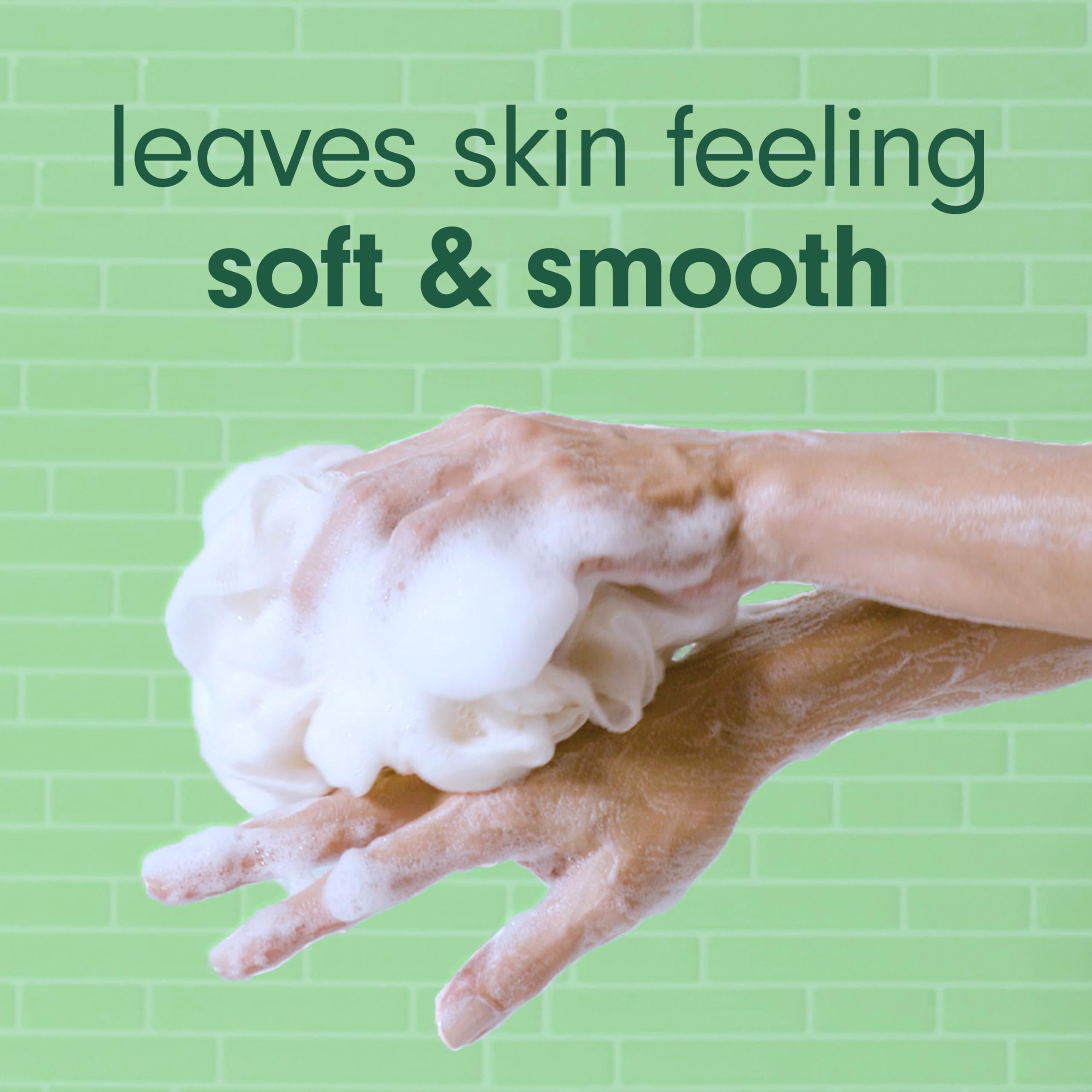 Softsoap Mint and Eucalyptus bottle pouring, rich lather ready for shower.