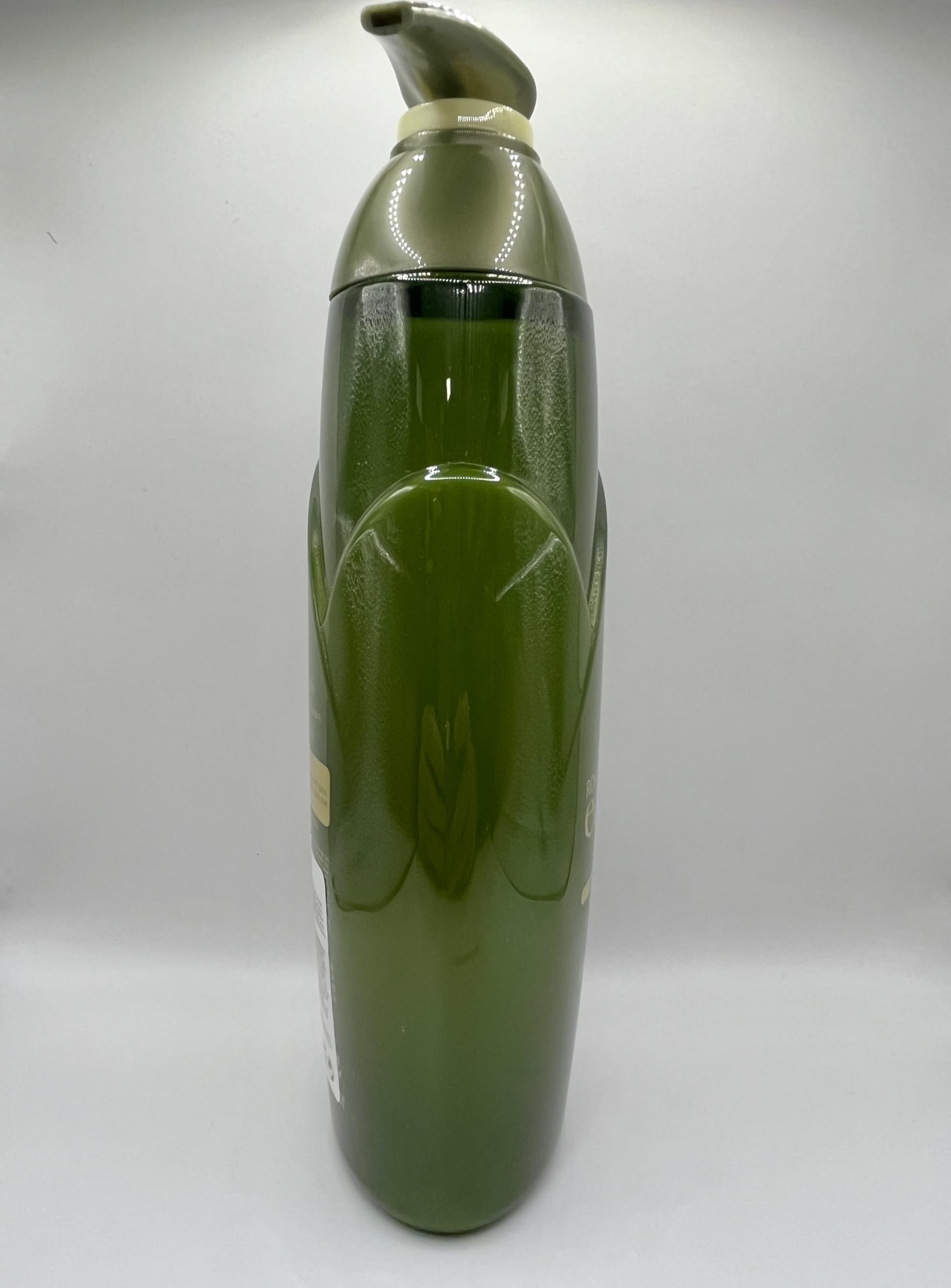 SOMANG Rosee Eco Aloe Conditioner pump dispenser for easy, mess-free use.