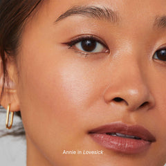 SOSHE Lovesick Burgundy Brown 1.5mm precision tip enables accurate lines.