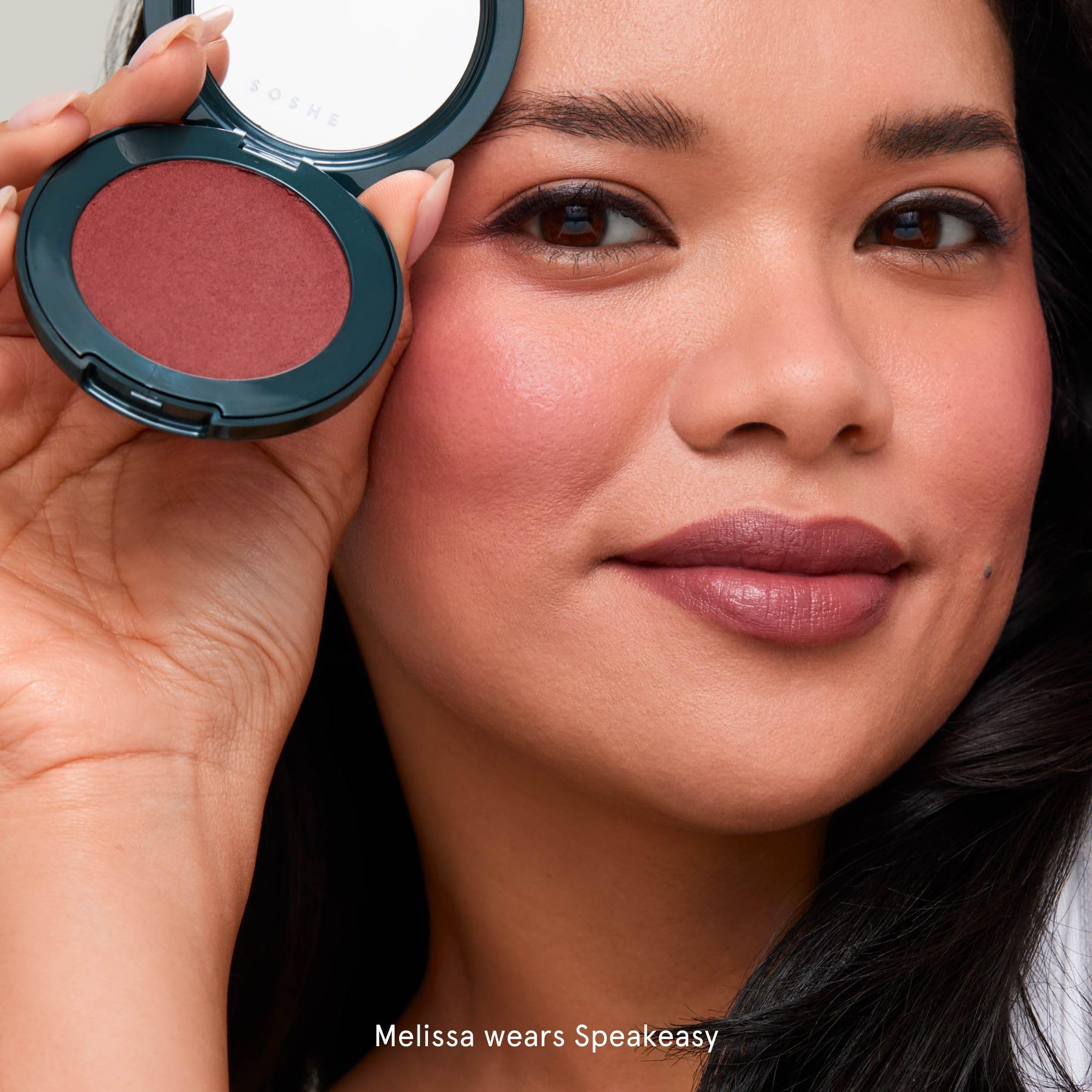 SOSHE blush enriched with squalane for hydrated, comfortable wear