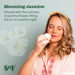South Of France bar soap with coconut oil detail highlighting nourishing ingredients
