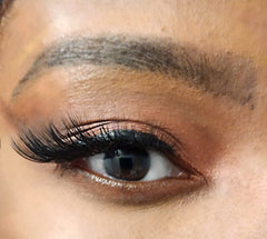 Spicy Lola Reusable Lash Case Travel keeps lashes protected and organized