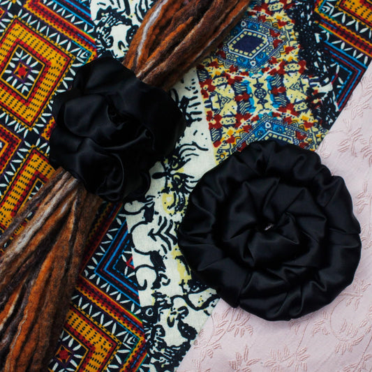 Spiral Lock Hair Tie extralarge closeup shows durable, handcrafted construction.