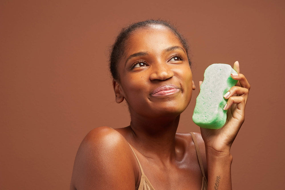 Spongeables Cool Cucumber soap-filled interior cleanses with ease