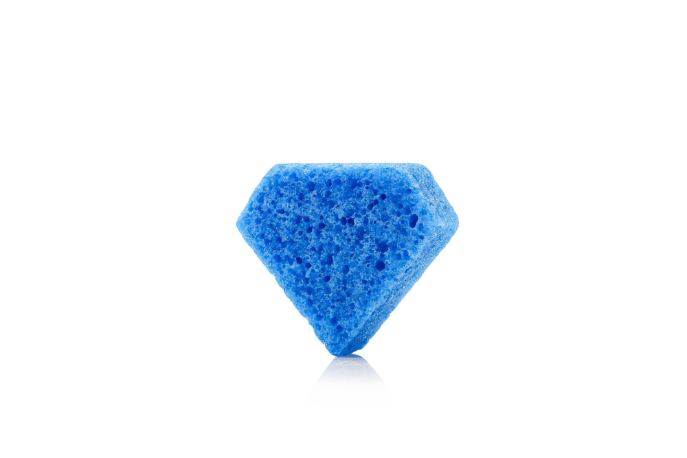 Spongellé Superman Citrus Buffer built-in wash infusion delivers cleansing in one step.
