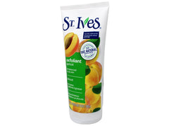 St. Ives scrub hand application demonstrates quick, refreshing facial exfoliation