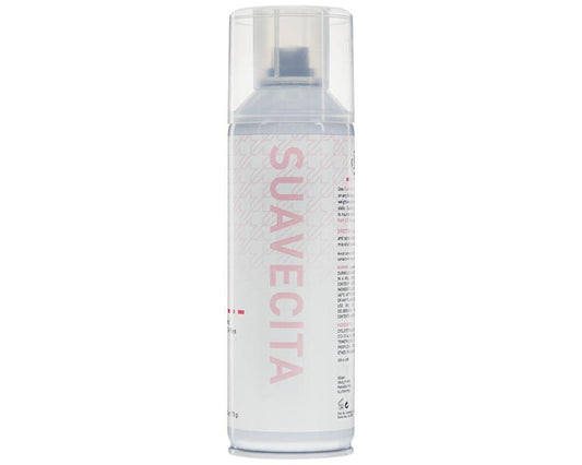 Suavecita Shine Spray gloss application on hair for a lightweight finish.