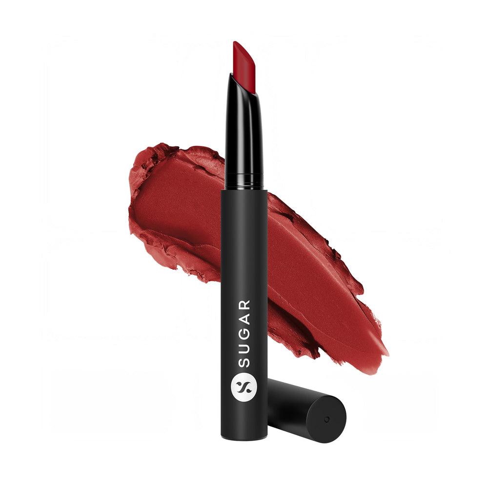 SUGAR Matte Attack Lipstick Maroon Vibe application shows bold color with matte finish.