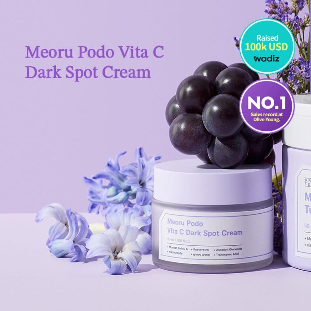 SUNGBO EDITOR Meoru Podo Vita C includes grape extract for improved elasticity.