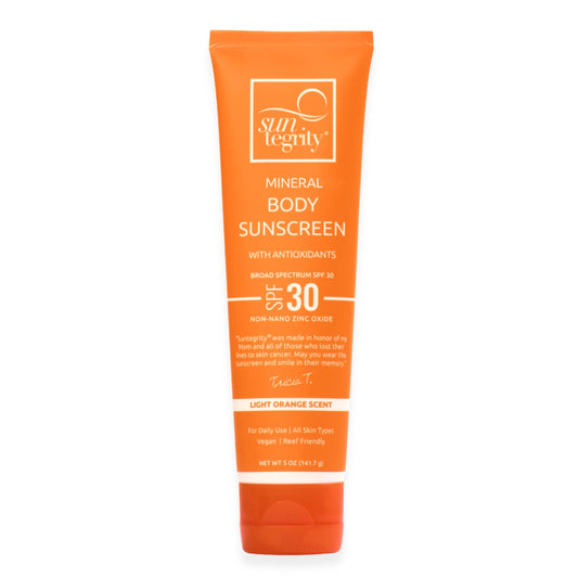 Suntegrity Mineral Body Sunscreen bottle highlights 20% non-nano zinc oxide protection.
