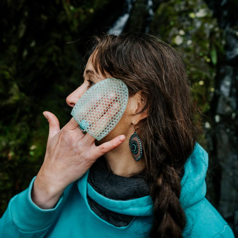 Supracor Spacell in-use with a mask demonstrating residue removal with care