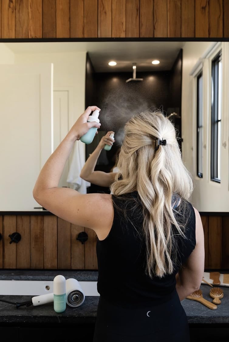 Sweat Script non-aerosol post-workout refresh for hair