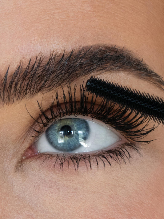SWEED Cloud Mascara wand in use for volumized lashes