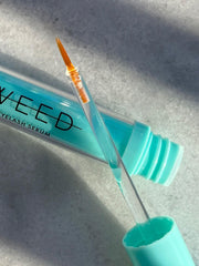 3 ml size communicates convenient travel-friendly packaging.