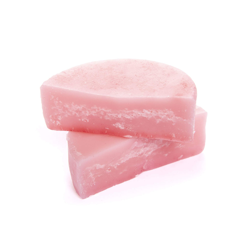 Eco-friendly solid hair care set packaging with bottle-free convenience.