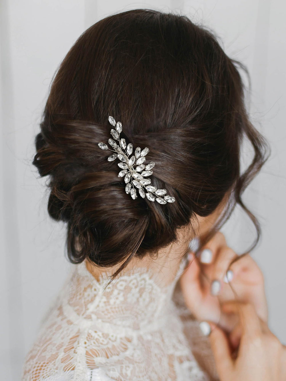 SWEETV elegant bridal hair piece elevates formal wedding looks.