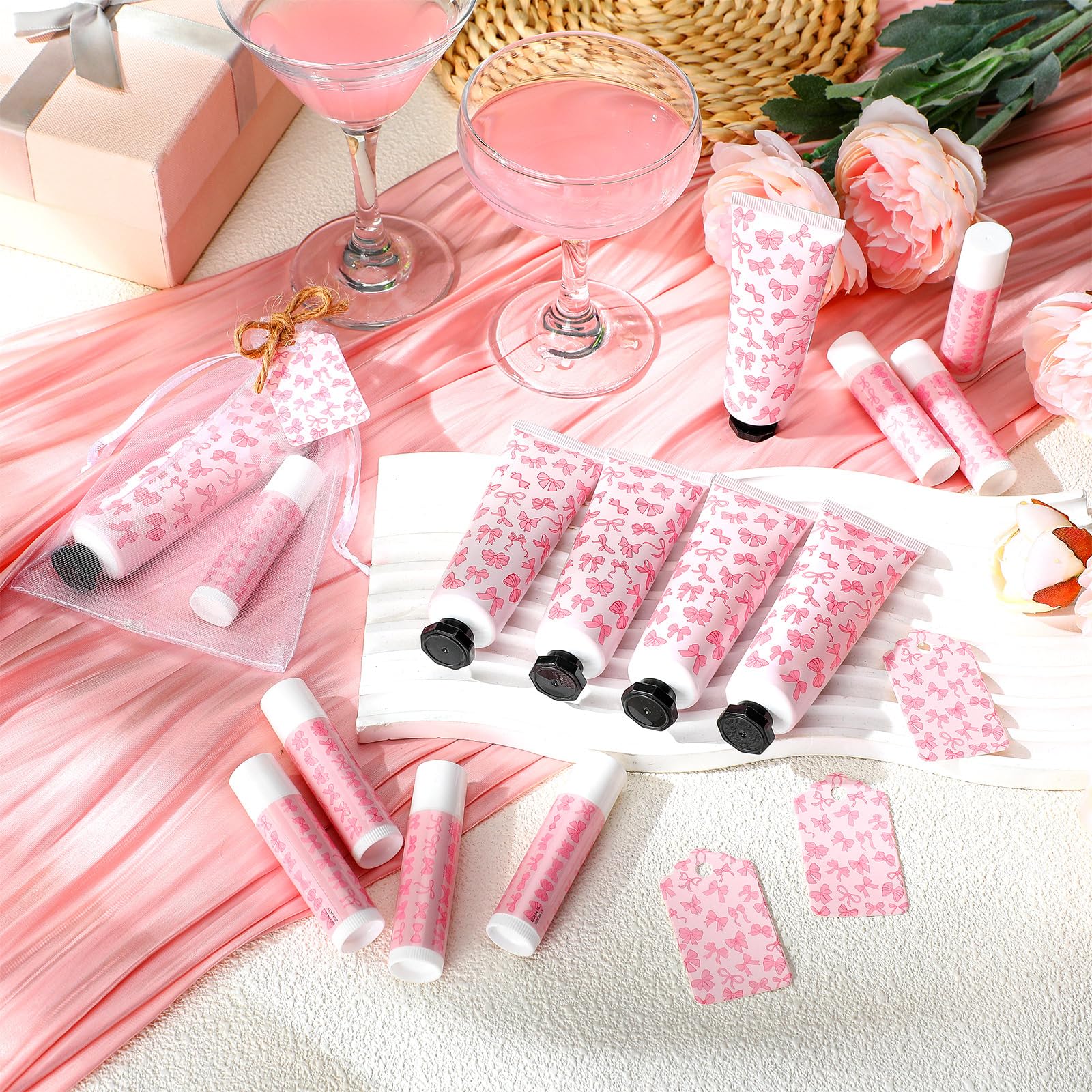 Swiffen Coquette gift tags with pink bow for guests.