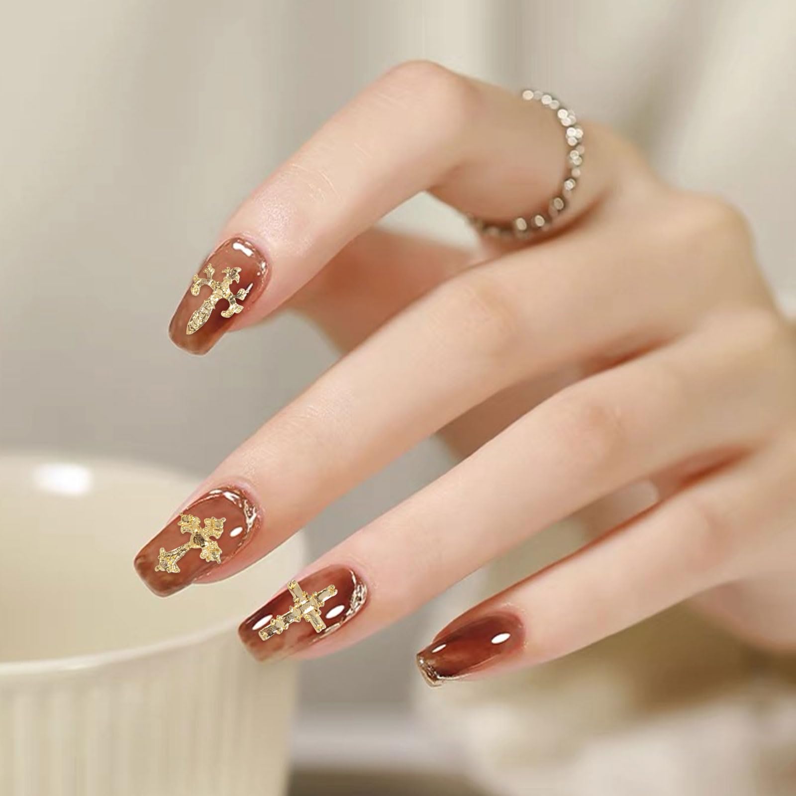 Symphonyw easy-to-use cross nail art kit for quick upgrades.