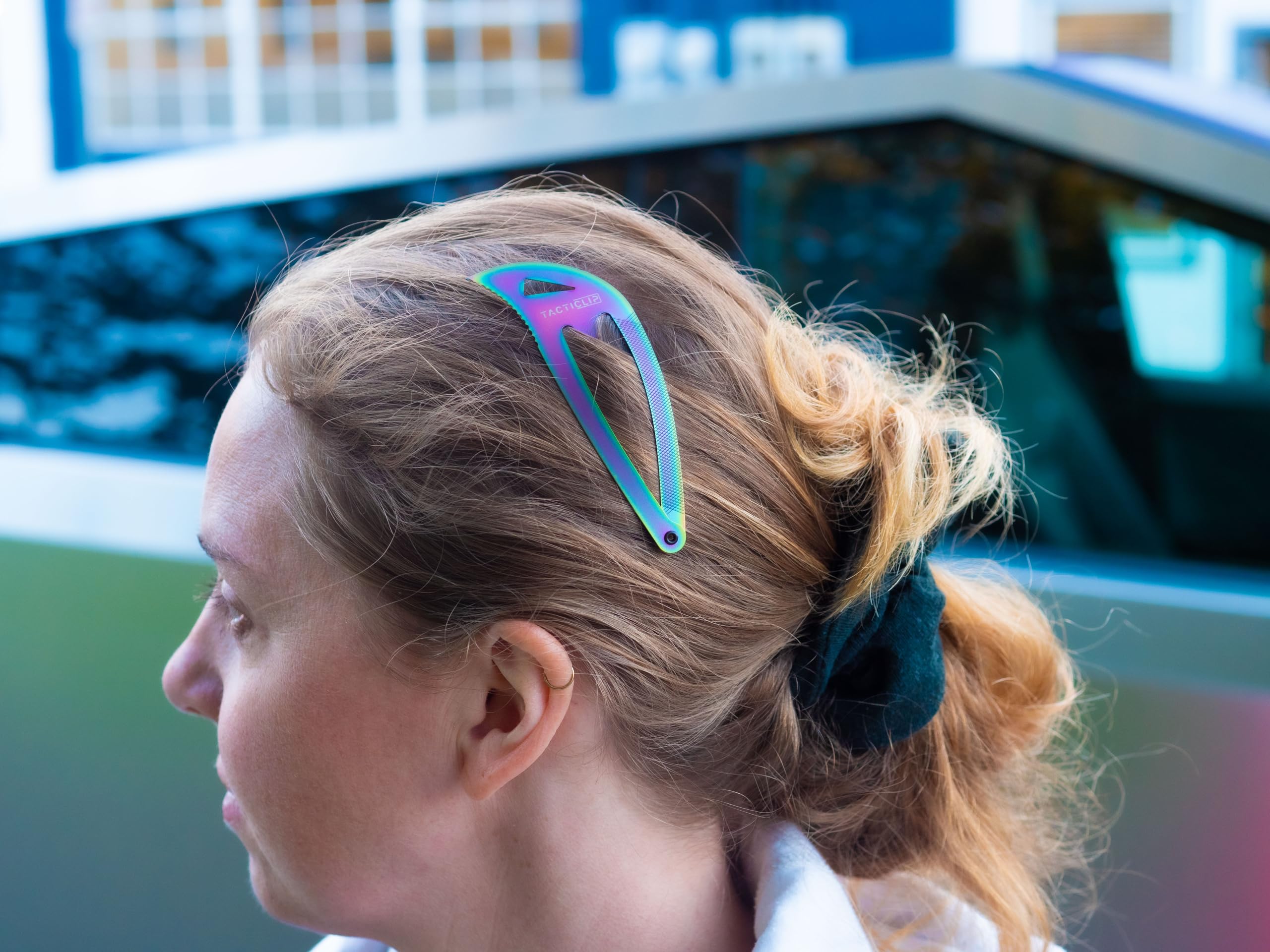 Tacticlip shard-tip cuts box tape without snagging hair.