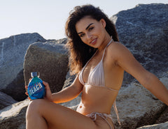 Tanning Paradise Sun of a Beach coconut fragrance enhances the tanning experience.