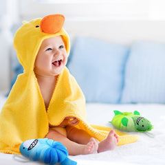Tatuo panda loofah for kids; adorable style enhances bath fun.