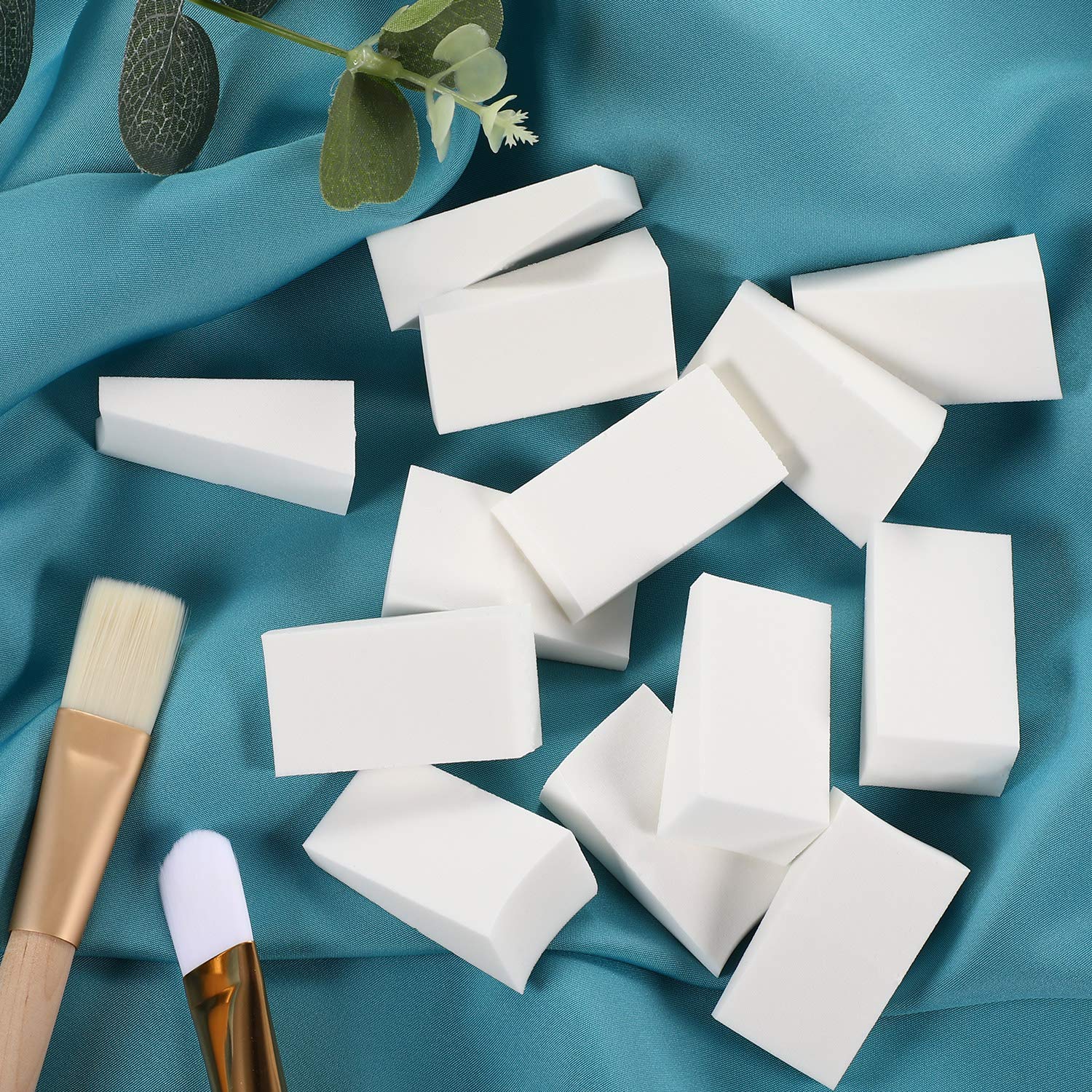 TecUnite sponge suitable for wet or dry applications with versatile finish.