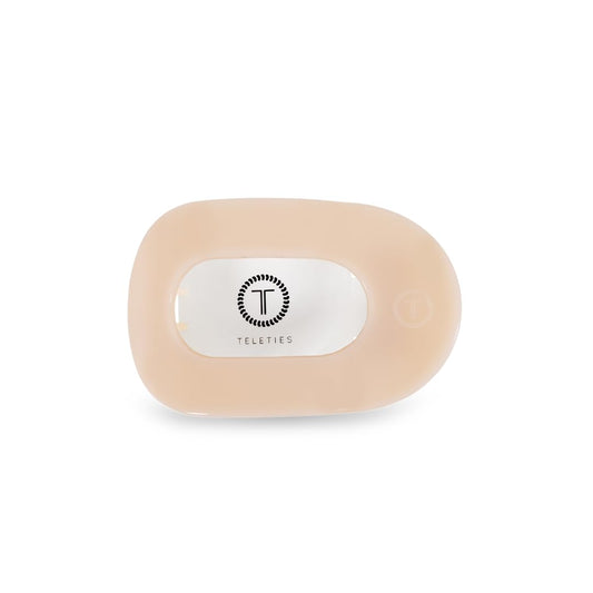 Teleties Almond Beige flat round clip provides a strong grip for all hair textures.