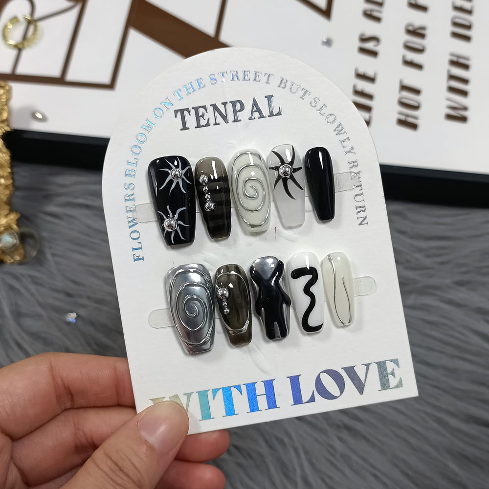TENPAL hand-painted art nails add fall-winter style and texture