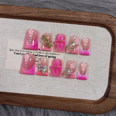 TENPAL jelly nail adhesive and dual-file set simplifies at-home manicure.