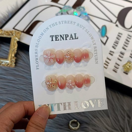 TENPAL nail kit shows glue, file, and cuticle stick for quick application.