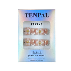 TENPAL reusable nails with gel-like finish for multiple occasions.