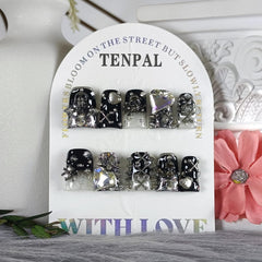TENPAL Reusable nails with adhesive box for versatile design swaps.