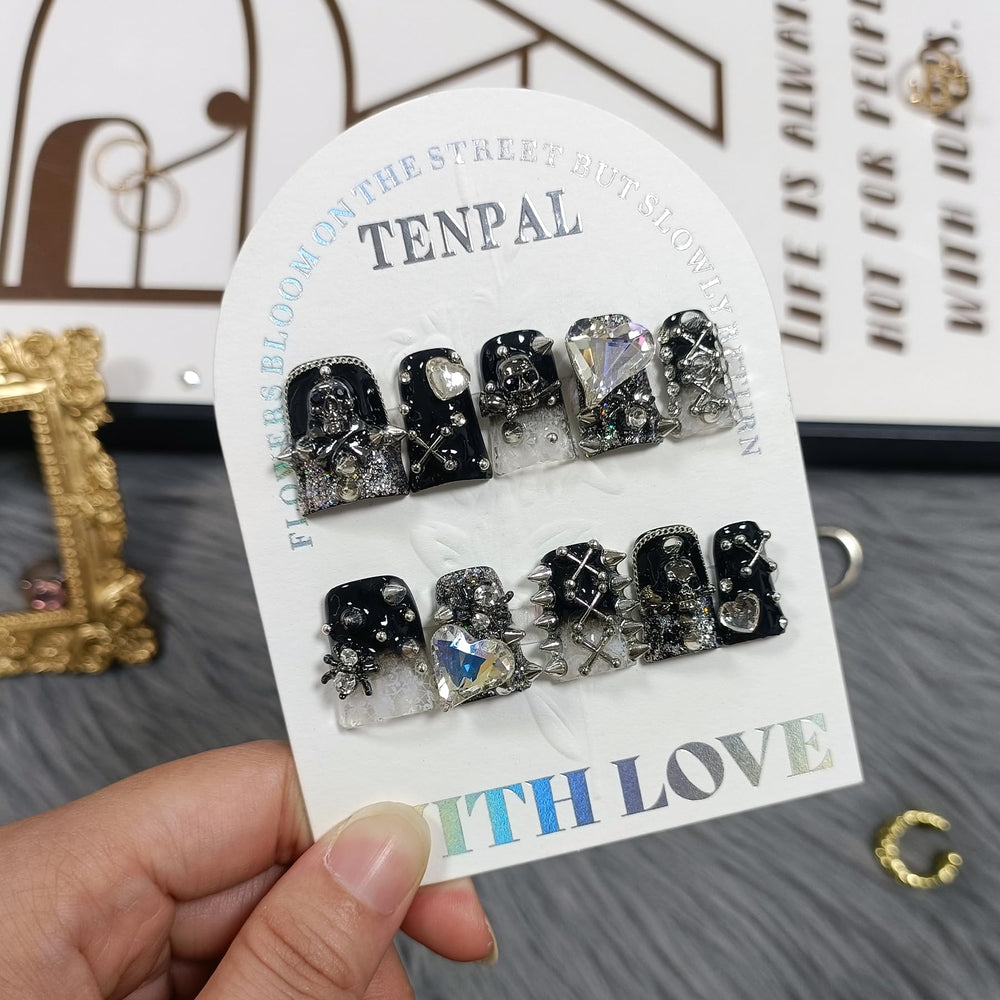 TENPAL Salon-perfect gel look without UV light for easy at-home wear.
