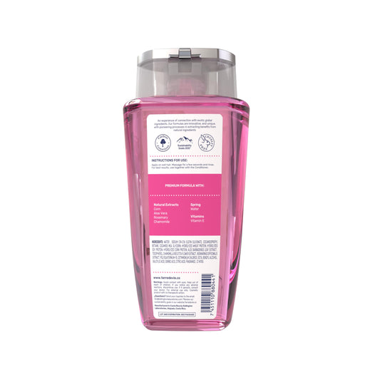 Terre De Vie frizz-control shampoo lather demonstrates gentle cleansing without sulfates